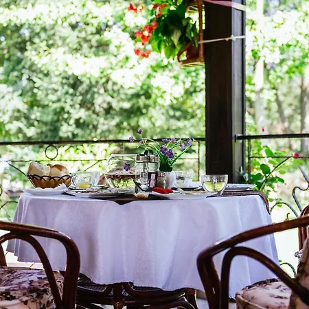 Atos Srebrno Jezero - And Restaurant 호텔 Veliko Gradište