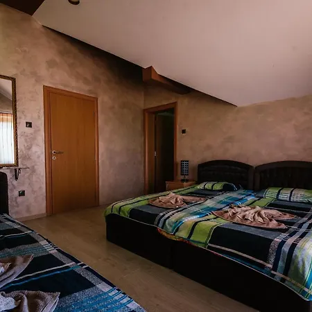 Atos Srebrno Jezero - And Restaurant