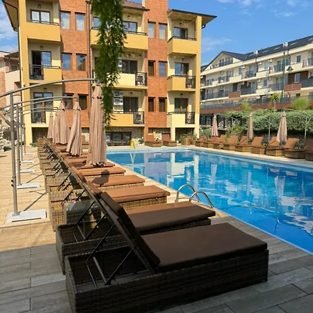 Atos Srebrno Jezero - And Restaurant 호텔